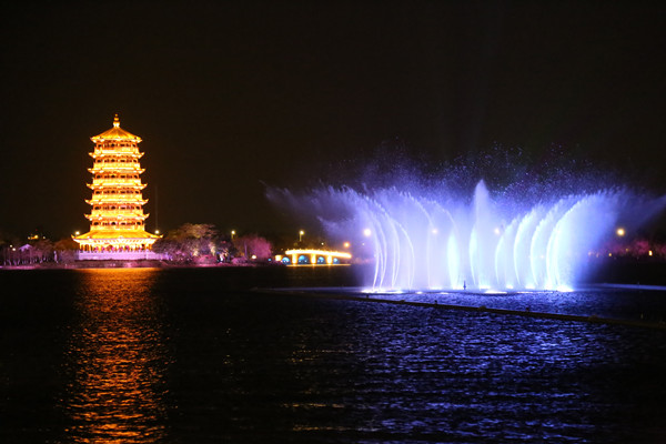 華陽(yáng)湖濕地公園